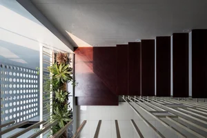 Staggered Facade Design of Bac Ninh House Goes Viral in American Media - image 3