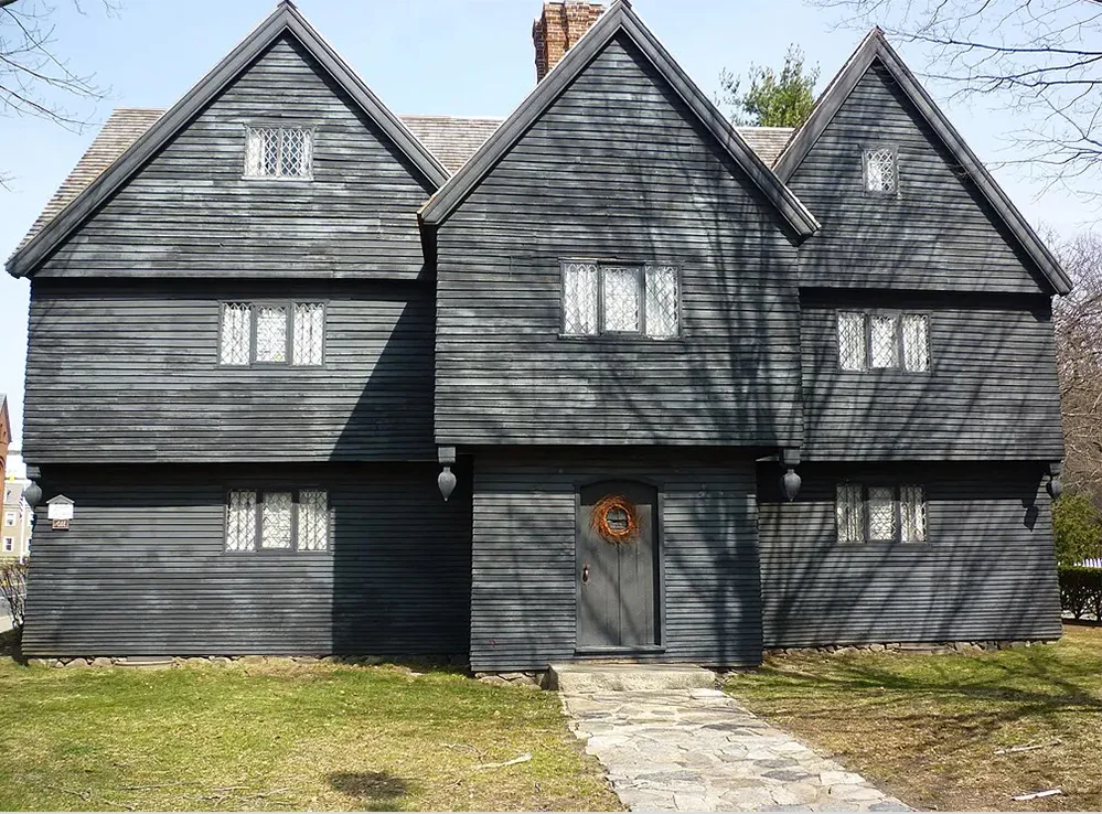 Chilling Adventures: 6 Most Haunted and Spooky Destinations to Visit in the United States
