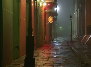 Chilling Adventures: 6 Most Haunted and Spooky Destinations to Visit in the United States - image 8