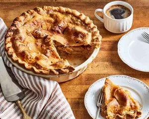 A Culinary Journey: 10 Iconic American Dishes You Must Try - image 3