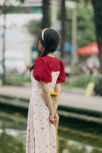 Young Generation Revives Traditional Ao Dai for Lunar New Year - image 6