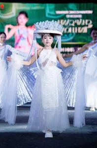 Vietnam Iconic Runway Season 10: Over 150 Child Models Showcase Talent and High Fashion - image 10
