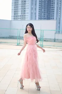 Kha Nhu Addresses Pregnancy Rumors and Opens Up About Her Multi-Million Dollar Business Career - image 5
