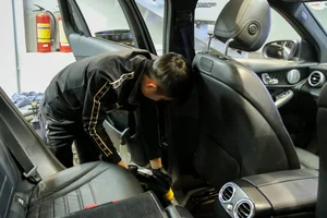 Car Spa Services Overwhelmed as Demand Spikes Before Tet - image 16