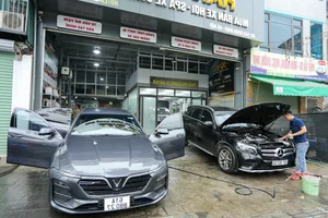 Car Spa Services Overwhelmed as Demand Spikes Before Tet - image 11
