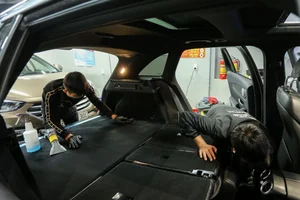 Car Spa Services Overwhelmed as Demand Spikes Before Tet - image 4