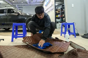 Car Spa Services Overwhelmed as Demand Spikes Before Tet - image 15