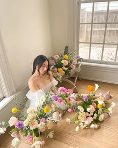 Isabella, Daughter of Singer Thanh Ha, Showcases Stunning Fitness and Summer Bikini Style - image 1