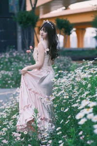 YiTuYu Art Language Vol.7117: Exploring Beauty with Bu Ke Ai De He He Miao - image 1