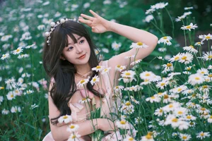 YiTuYu Art Language Vol.7117: Exploring Beauty with Bu Ke Ai De He He Miao - image 0