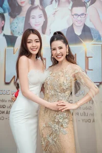 Quế Vân Hosts Lavish Housewarming Party Attended by Close Friend Ưng Hoàng Phúc and Stars - image 5