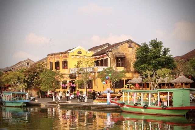 Experiencing the Peaceful Charm of Hoi An Ancient Town During Tet Festival