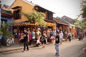 Experiencing the Peaceful Charm of Hoi An Ancient Town During Tet Festival - image 4