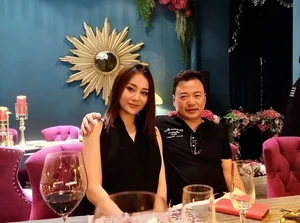 Actress Phuong Oanh Radiates Beauty and Elegance During Her Twin Pregnancy - image 3