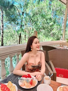 Singer Bao Thy’s Wealthy Husband Phan Linh Sparks Curiosity with Rare Selfie Showing Head Scars - image 7