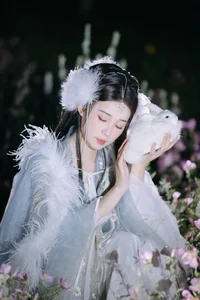 Artistic Portraiture: YiTuYu Art Language Vol.4450 Featuring Chu Yuan Yuan - image 15