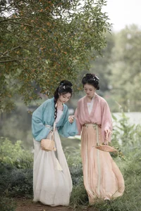 Elegant Aesthetics: YiTuYu Art Language Vol.5566 with Model Ting Er - image 11