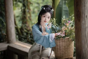 Elegant Aesthetics: YiTuYu Art Language Vol.5566 with Model Ting Er - image 12