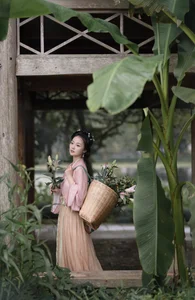 Elegant Aesthetics: YiTuYu Art Language Vol.5566 with Model Ting Er - image 6