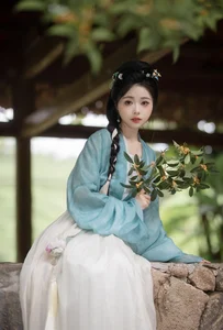 Elegant Aesthetics: YiTuYu Art Language Vol.5566 with Model Ting Er - image 15