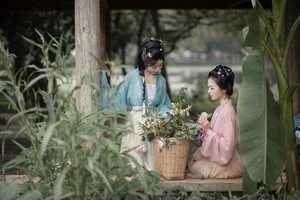 Elegant Aesthetics: YiTuYu Art Language Vol.5566 with Model Ting Er - image 1