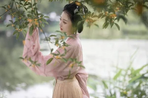 Elegant Aesthetics: YiTuYu Art Language Vol.5566 with Model Ting Er - image 10
