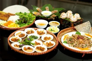Discover the Best Affordable and Authentic Street Food in Hue Vietnam for Food Enthusiasts - image 10