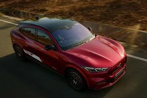 Ford Vietnam August 2026 Promotion: Exclusive 5-Year Car Warranty - image 3