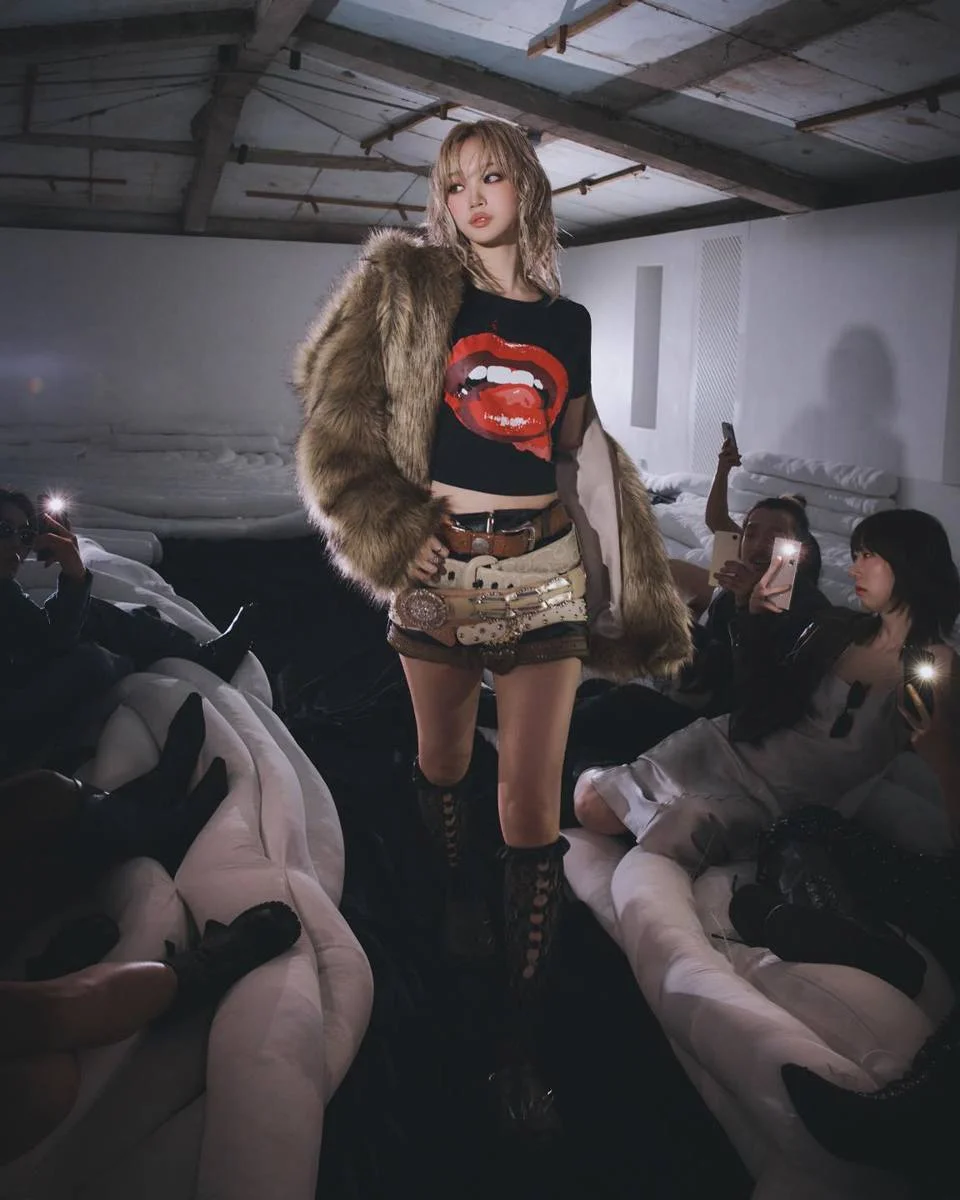 Le Sserafim Showcases Stunning Visuals and Modeling Skills
