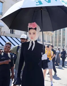 Fan Bingbing Shines at Paris Fashion Events While Domestic Reception Remains Quiet - image 10