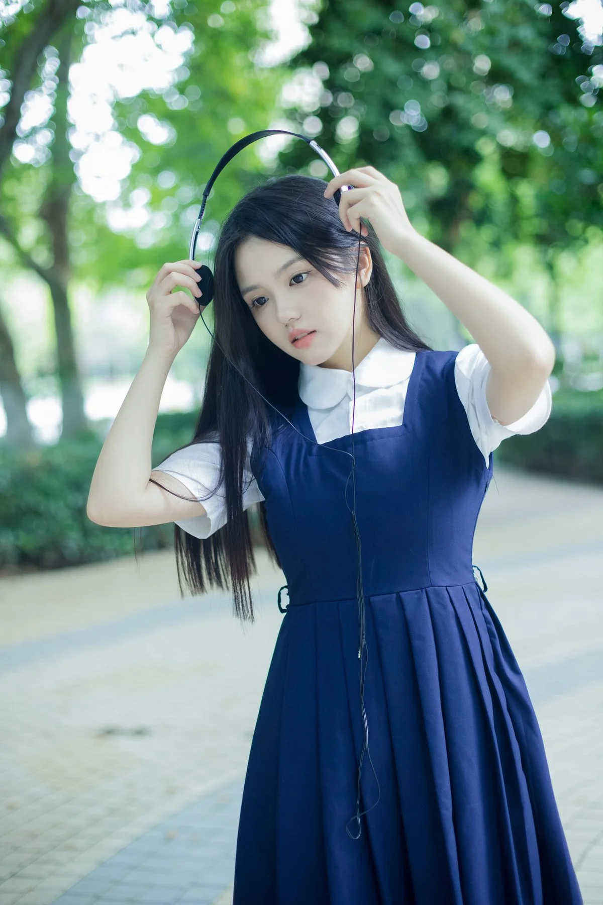 Timeless Beauty: YiTuYu Art Language Vol.5544 Featuring Xiao Hang