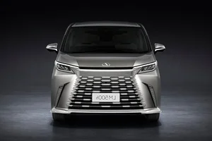 Experience Ultimate Comfort: A Deep Dive into the New Lexus LM Luxury Interior Features - image 5