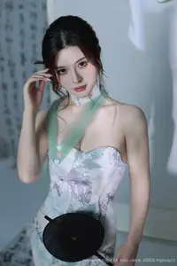 XiuRen No.10694 A Yi Sha: Captivating Oriental Elegance in a Stunning Dress - image 31