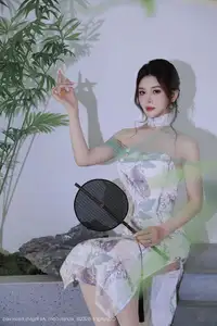 XiuRen No.10694 A Yi Sha: Captivating Oriental Elegance in a Stunning Dress - image 23