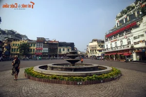 Uncovering the Historical Secrets of Long Van Fountain by Hoan Kiem Lake - image 6