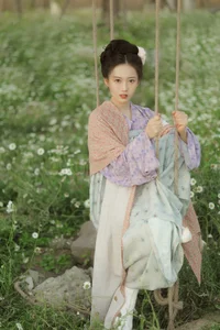 Elegance Redefined in YiTuYu Art Language Vol.4500 with Liu Yuan Yi - image 5