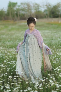 Elegance Redefined in YiTuYu Art Language Vol.4500 with Liu Yuan Yi - image 12