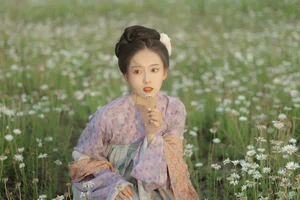 Elegance Redefined in YiTuYu Art Language Vol.4500 with Liu Yuan Yi - image 15