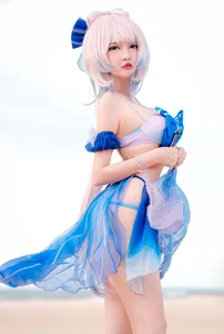 Stunning Sangonomiya Kokomi Bikini Cosplay by Potato Godzilla - image 19