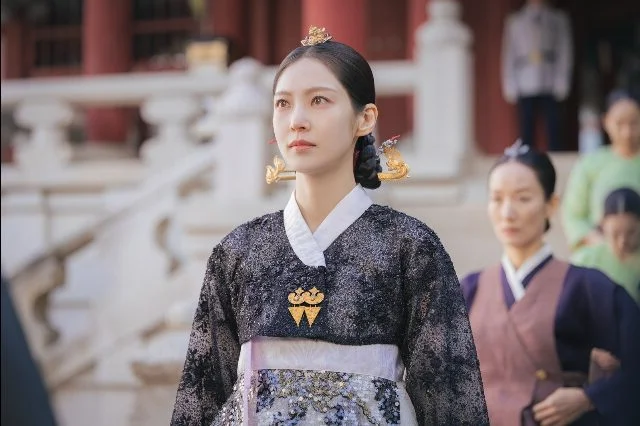 K-Drama Actress Reveals the Harsh Reality of Leaving SM Entertainment