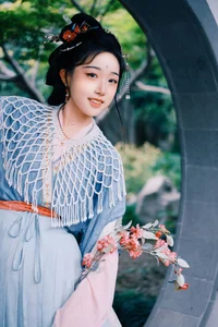 YiTuYu Art Language Vol.10568 featuring Model Yi Ming - image 3