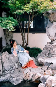 YiTuYu Art Language Vol.10568 featuring Model Yi Ming - image 1