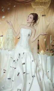 NSUT Ngoc Quynh Celebrates Third Marriage with Stunning Wedding Photos - image 1