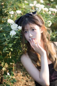 Contemporary Style in YiTuYu Art Language Vol.6222 Yue Yue - image 3
