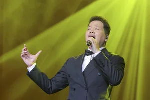 Singer Dang Duong's Wife Expresses Deep Gratitude at His Live Concert - image 6