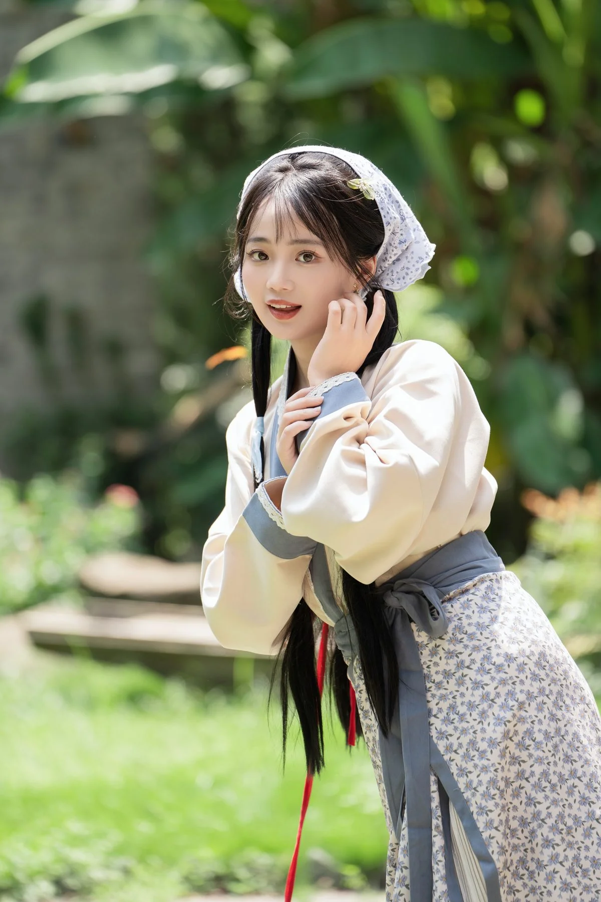 Captivating Portraiture: Art Language Vol.5855 with Model Xiao Ou O