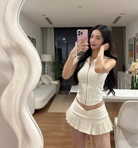 Ngoc Trinh Debuts Bold Short Hairstyle in Stunning New Fashion Look - image 2