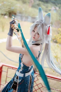 Stunning Feixiao Cosplay by KuukoW from Honkai: Star Rail – Professional 24-Photo Gallery of the Xianzhou General - image 2