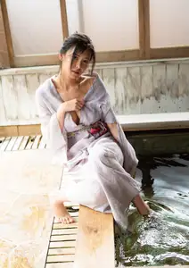 Natsuki Sena Enchanting: Captivating Tamayura Moments Amidst Lush Green Nature - image 4