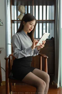 IESS Office Sweetness - Elegant Office Fashion Photography - image 8
